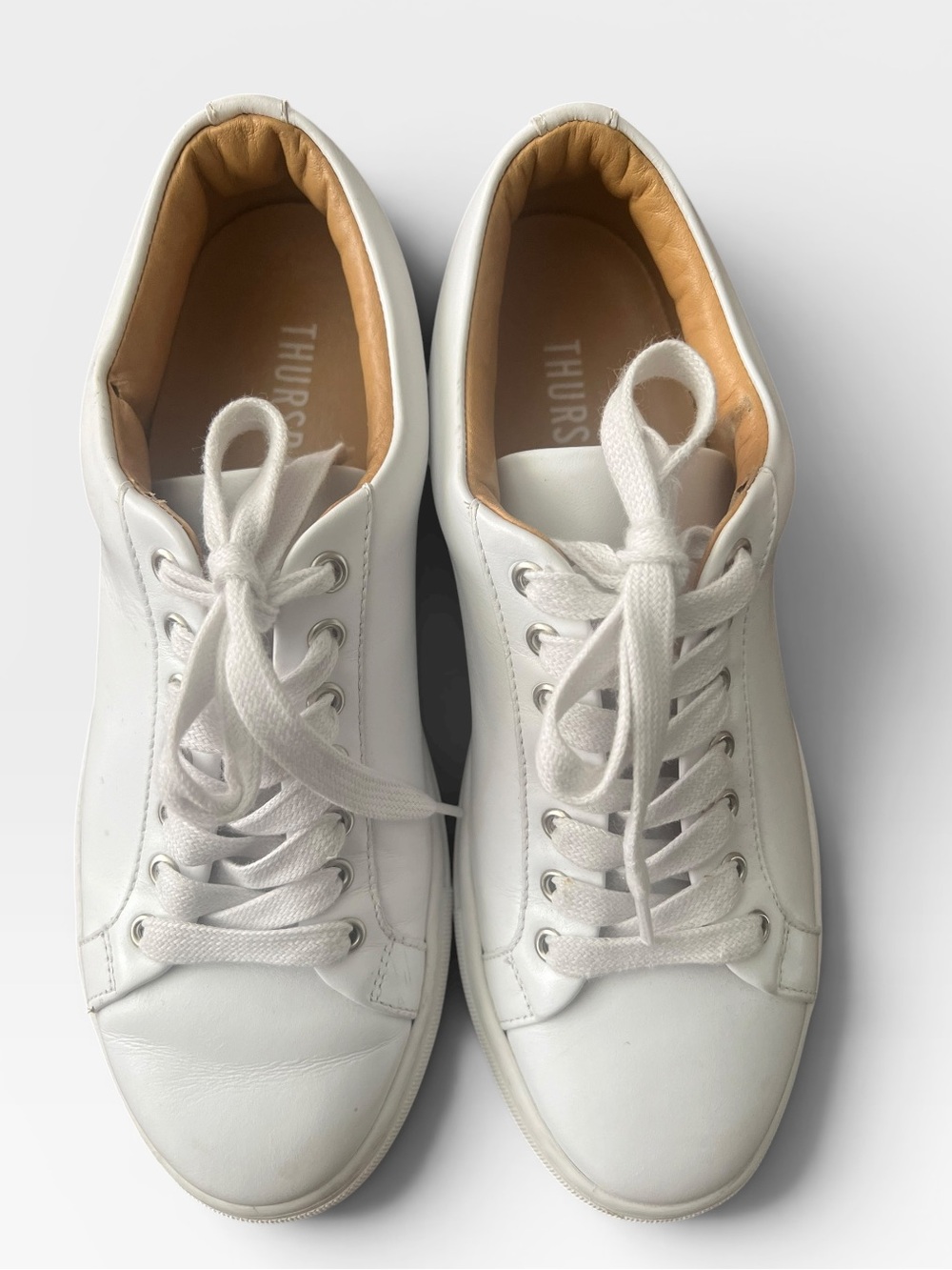 Thursday Everyday White Leather Sneakers Women’s 8 Minimalist Casual Lace Up